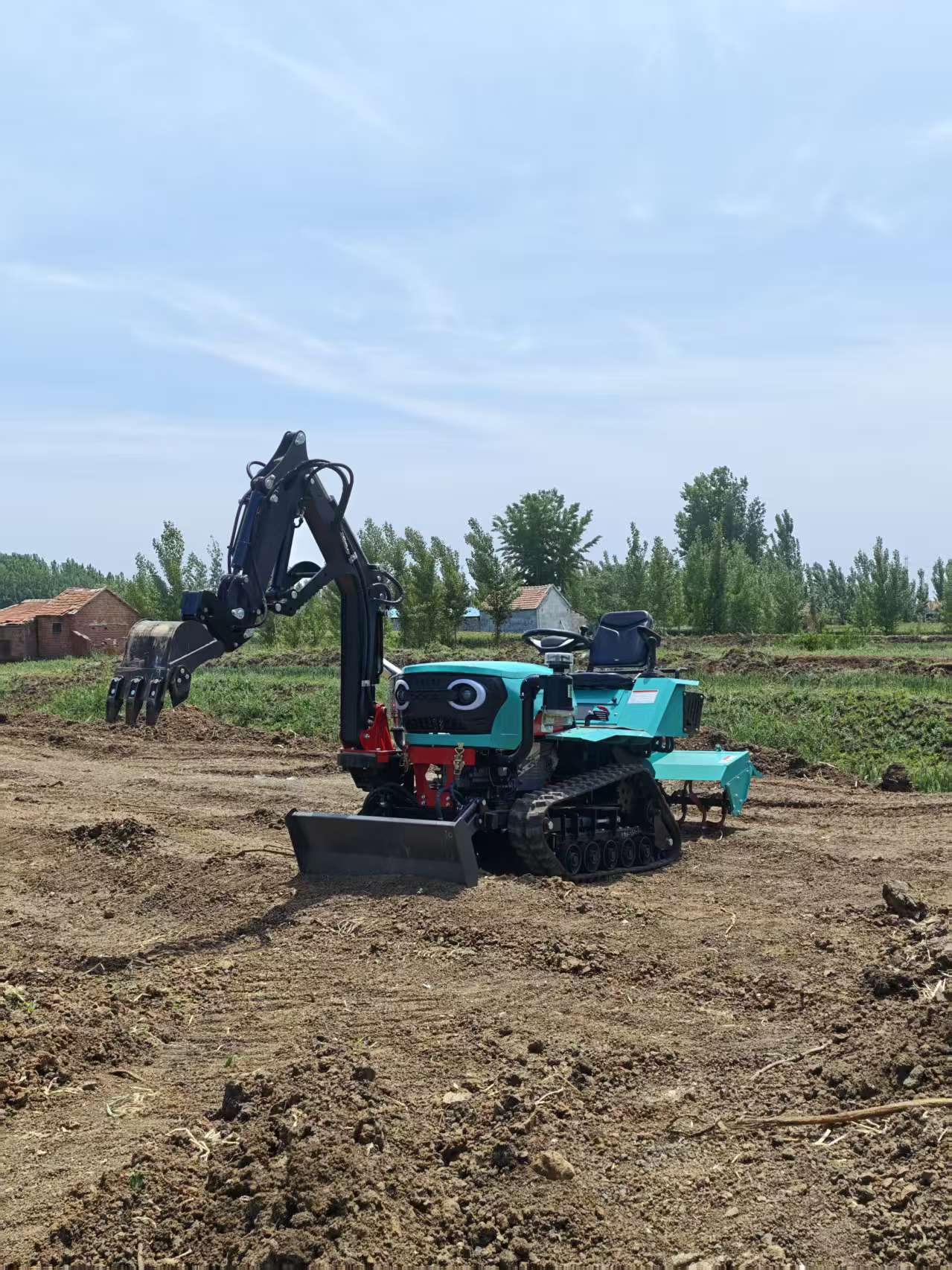 Agriculture Farming Land For Sale - Traktor Crawler Tenaga Besar 100Hp 120Hp
